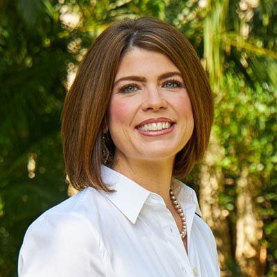Chiropractor Fort Myers FL Danielle Zappile Chiropractor Fort Myers FL Danielle Zappile